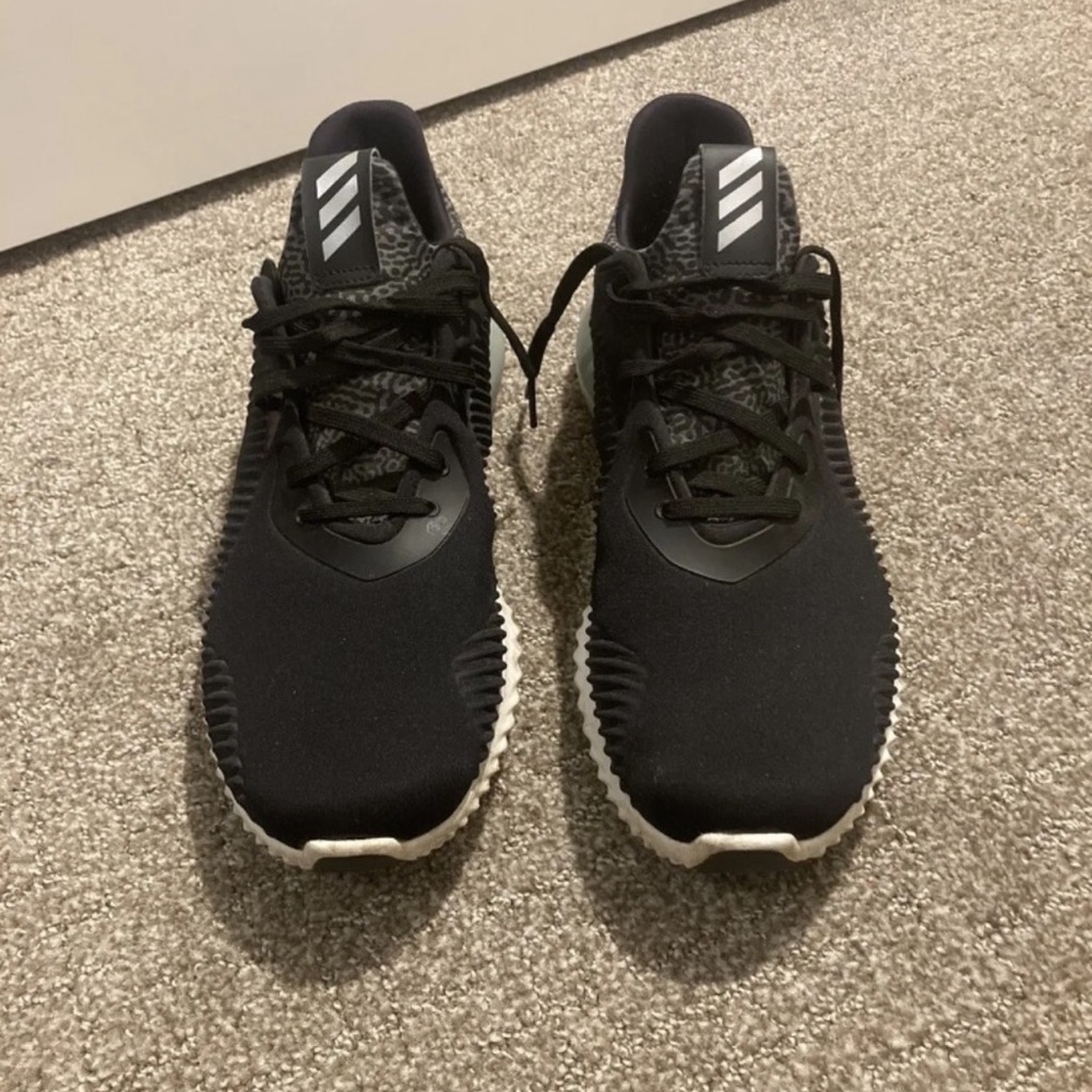 ADIDAS Men’s AlphaBounce “Core Black” Men Size 13. 
Excellent Condition - Picture 2 of 4